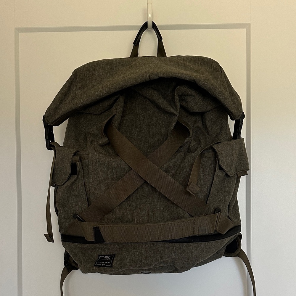 Nike rolltop - Olive Green Backpack